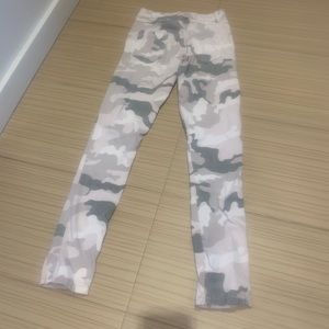 Grand Bazar Pink and Grey Stretch Camo Pants. Size Small